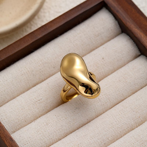 Кольцо в форме обтекаемой металлической капли CJN91861