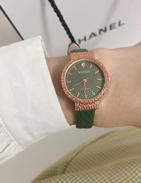 Женские часы L17387