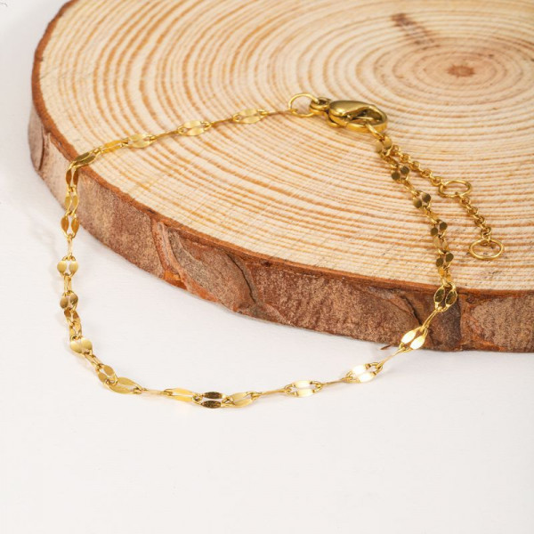 Браслет многослойный с золотистыми фигурными вставками CJL32446