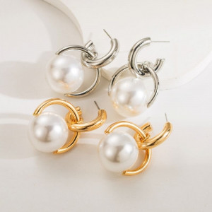 Серьги-пусеты из ювелирного сплава с крупным жемчугом CJD01404