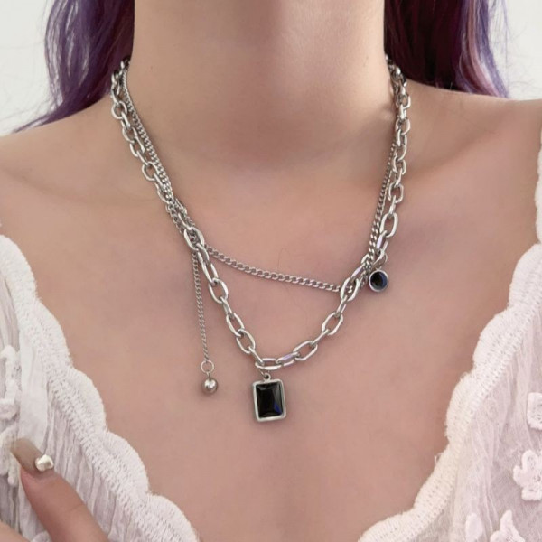 Двойное колье с крупным темным кристаллом CJG62378