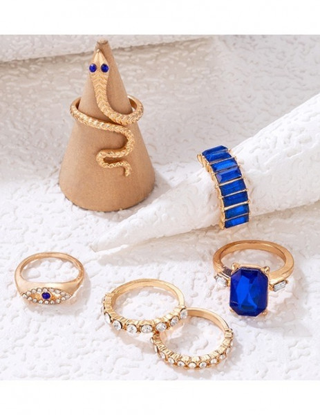 Золотистый сет колец с синими камнями и змеей U73260