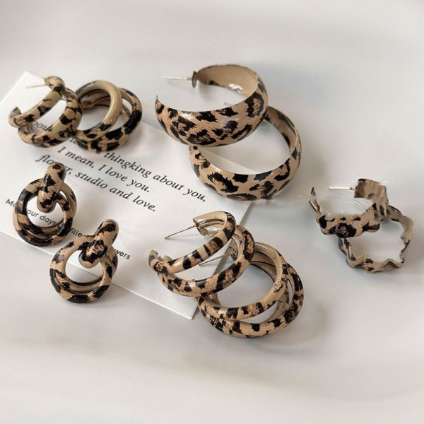 Серьги-конго с анималистичным принтом CJH66247