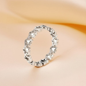 Кольцо-дорожка со сквозными элементами в форме звездочек J10193CJJ