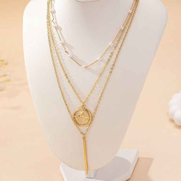 Четырехслойное колье с античной монетой и подвеской-иглой CJH24235
