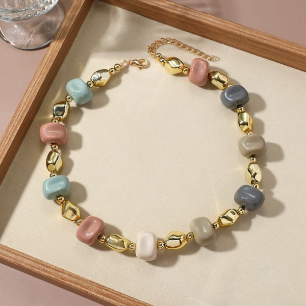 Бусы из разноцветного камня с жемчужными вставками CJR56829