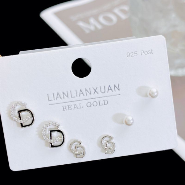 Ювелирный комплект серег CJG38565