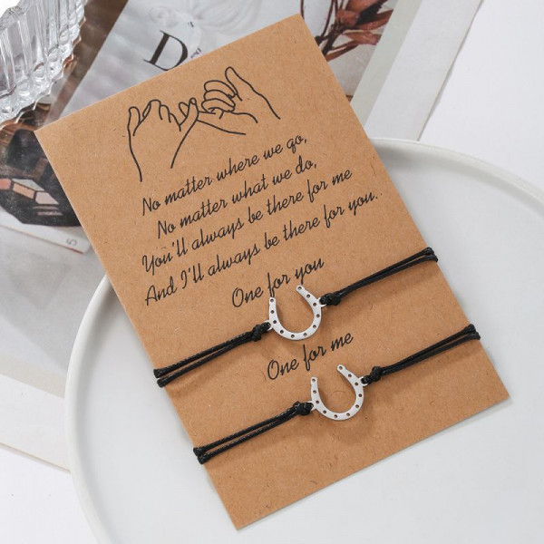 Браслет-нитка с подвеской-подковой в стиле талисман CJL17100