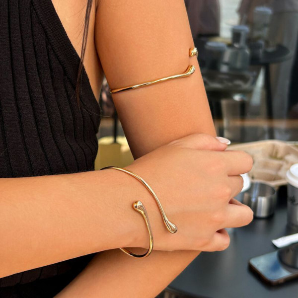 Жесткий браслет CJJ12162