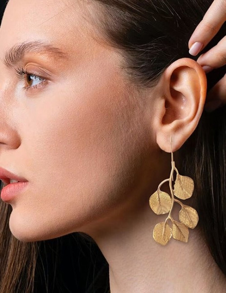 Серьги-подвески из каскада золотистых листьев M19662