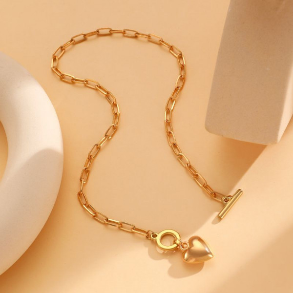 Золотистая цепь с подвеской-сердцем и замком тогл CJL92283