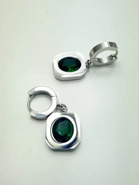 Стальные серьги-подвески с квадратными вставками под изумруд J10229CJJ