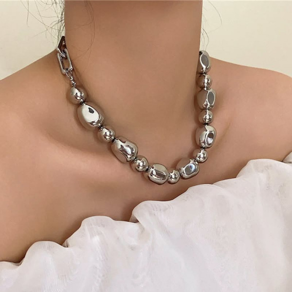 Массивные бусы из фактурных металлических сфер 1J11642CJJ