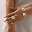 Жесткий браслет CJM07390