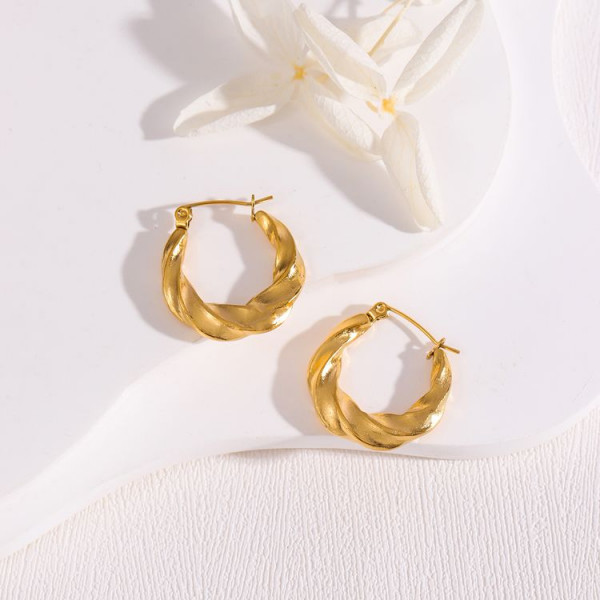 Стальные серьги-булавка с напылением золотом витая подкова J10297CJJ