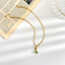 Тонкая золотистая цепочка с подвеской из зеленого камня CJL92302