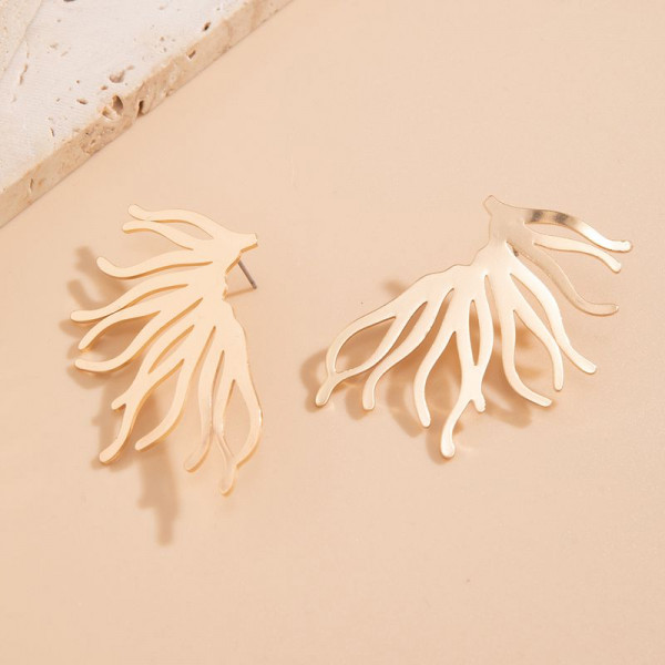 Золотистые ажурные серьги-пусеты в форме фантазийных веточек или кораллов 1DNS11099CJJ