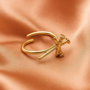 Разомкнутое кольцо в форме изогнутого гвоздя с кристаллами J11145CJJ