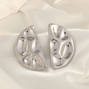 Серебристые серьги-пусеты Полукруги CJH27469