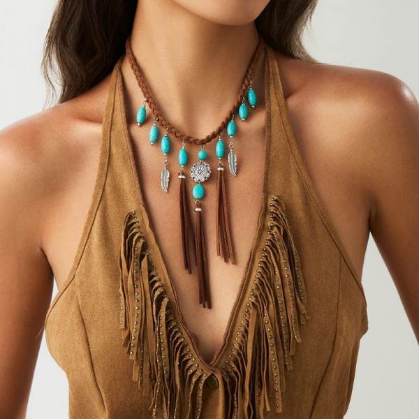 Колье-чокер в этническом стиле с кожаными кистями и бирюзой CJN79318