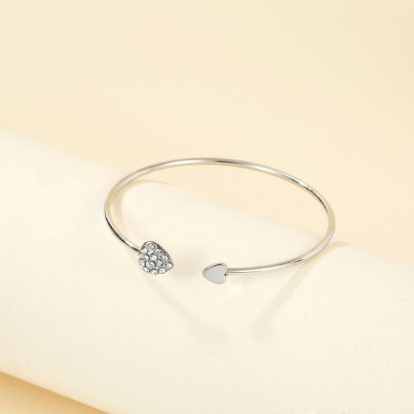 Браслет L77247MSK