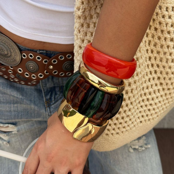 Браслет жесткий акриловый с эффектом панциря CJP85439