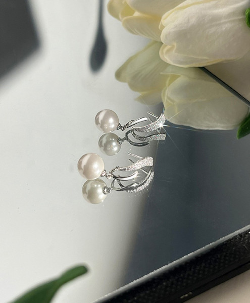 Серьги-подвески с жемчугом и стразами CJB54104