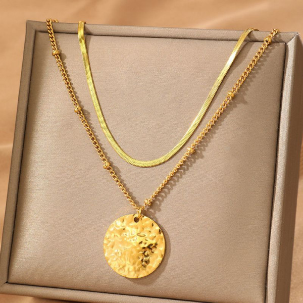 Золотистое многослойное колье с диском CJL76990