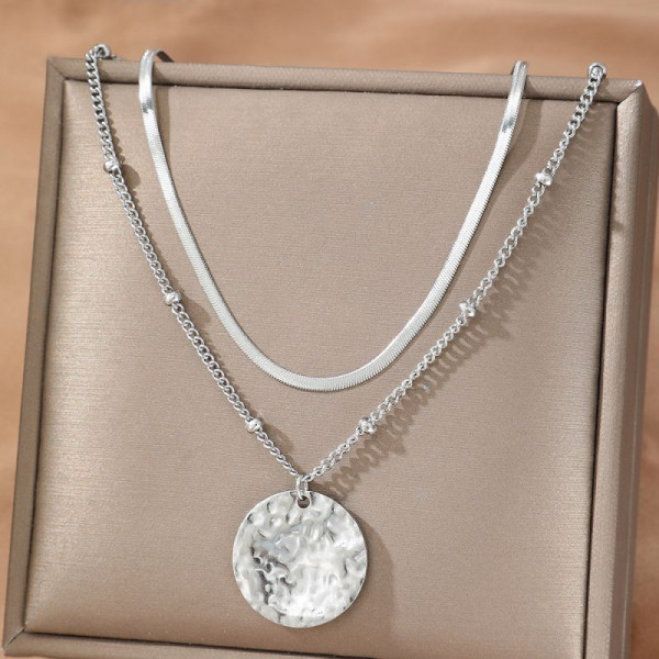 Золотистое многослойное колье с диском CJL76990