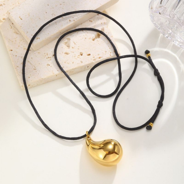 Золотистая цепочка с каплей на шнурке CJM22768