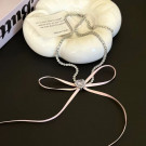 Лаконичная Цепочка с кулоном в форме банта CJD68789