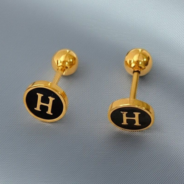Серьги-пусеты Буква H с эмалью 1J11954CJJ
