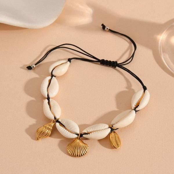 Браслет в морском стиле из ракушек с подвесками CJM52750