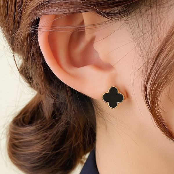 Стальные серьги с напылением золотом клевер с черной вставкой J10021CJJ