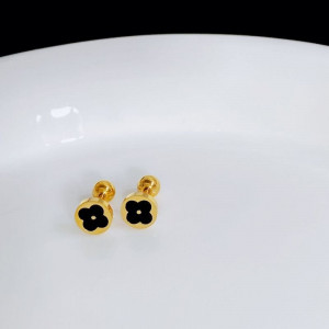 Маленькие серьги-пусеты Клевер CJC97739