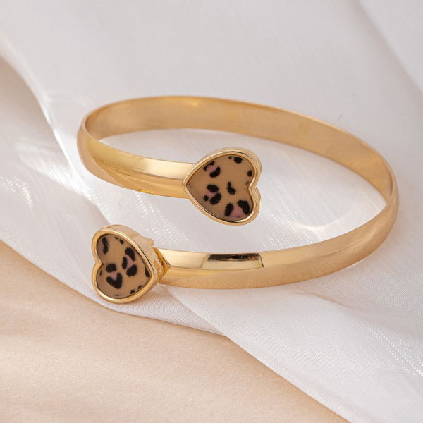 Жесткий браслет CJM14392