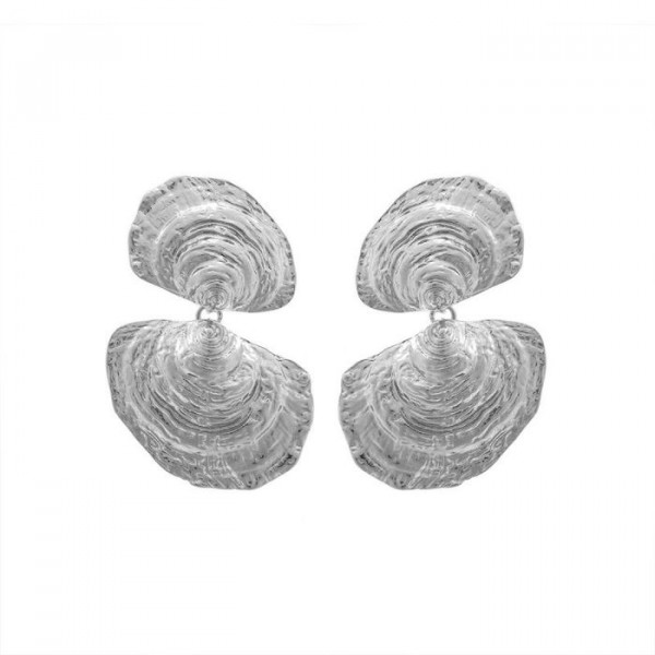 Золотистые и серебристые серьги в форме морских ракушек CJM81419