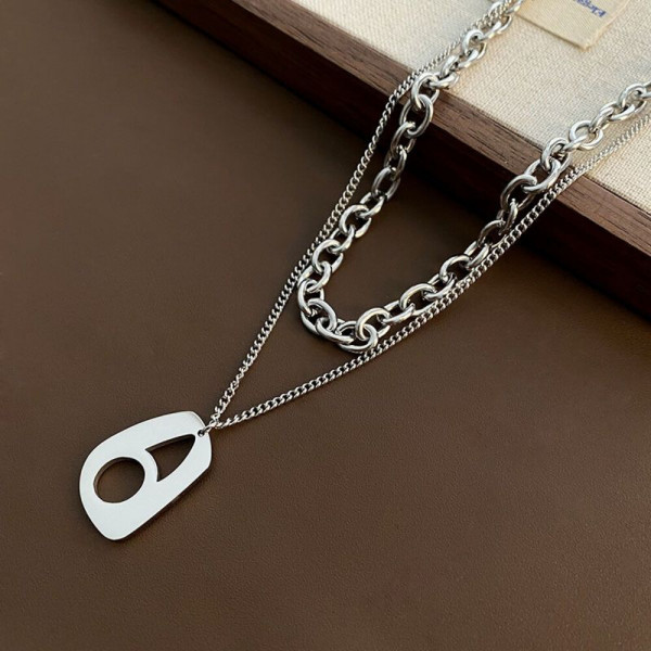 Стальное колье с геометрической подвеской CJH14900