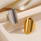 Минималистичное кольцо в форме широкого овала CJR89604