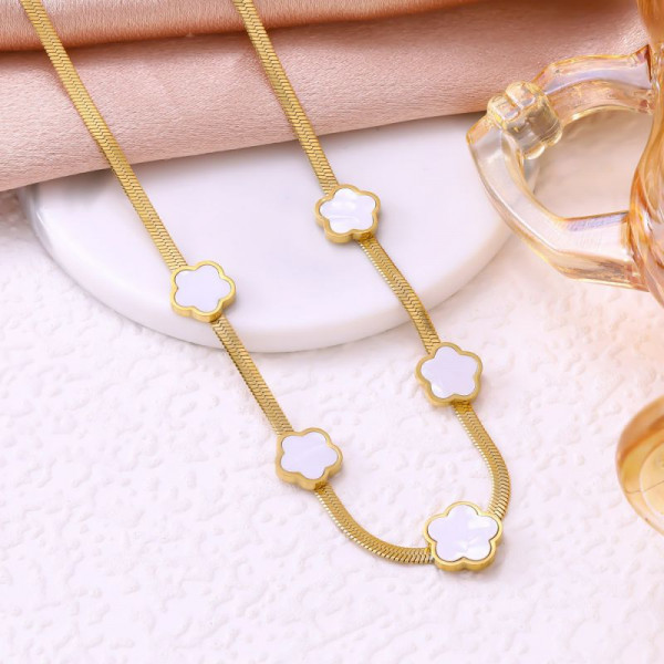 Цепочка с декоративными вставками в форме клевера CJR70317