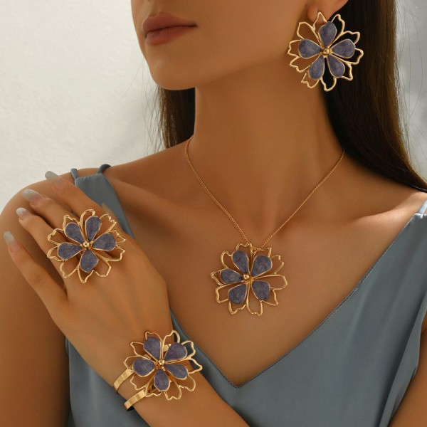 Комплект бижутерии CJN93642