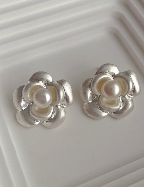 Нарядные серьги-пусеты золотистые розы Z52417