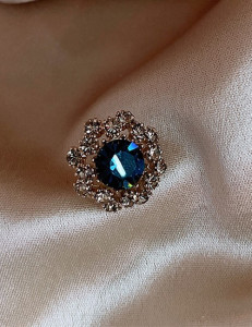 Корейская брошь P96013