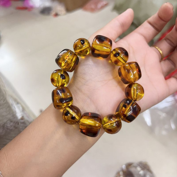 Браслет из янтарных бусин CJR57165