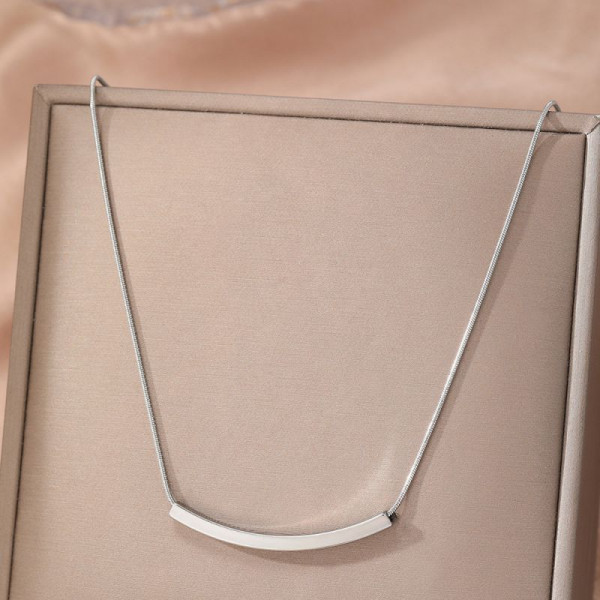 Золотистая цепочка с изогнутой планкой CJM03754