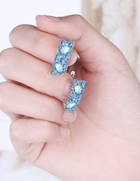Серьги-полукольца с голубыми топазами R87977