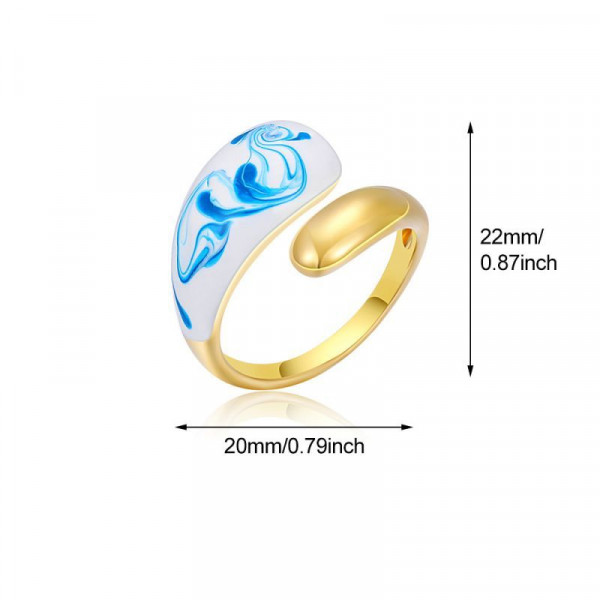 Широкое стальное кольцо с эмалевой вставкой под белый мрамор CJS97509