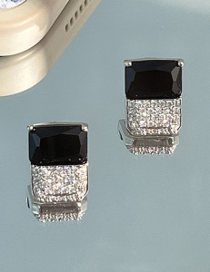 Вечерние серьги-пусеты с черным агатом L09939