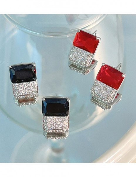 Вечерние серьги-пусеты с черным агатом L09939