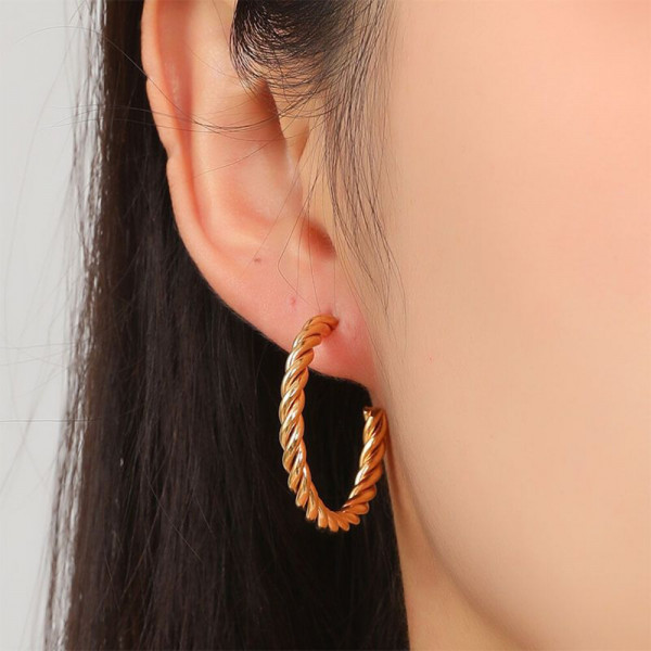 Серебристые витые серьги-кольца CJH23998